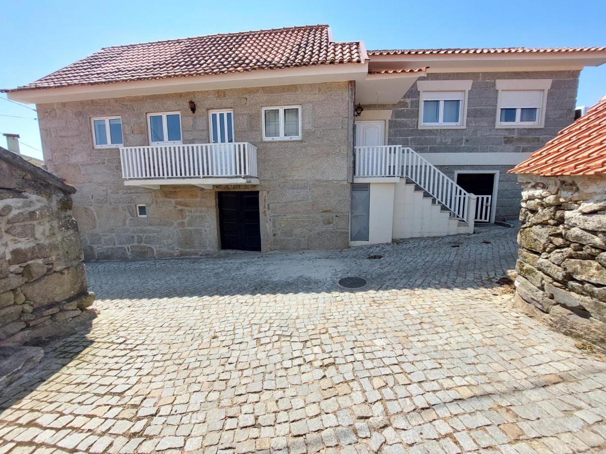 Casa do Sobrado Arouca Exterior foto